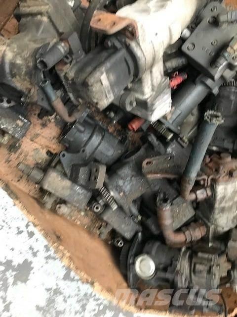 Cummins ISB6.7 发动机