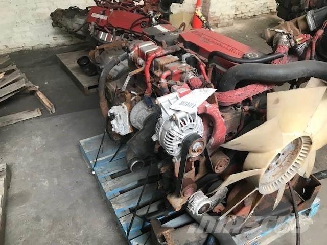 Cummins ISB6.7 发动机