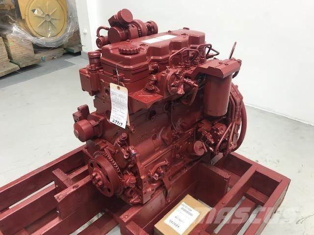 Cummins QSB4.5 发动机