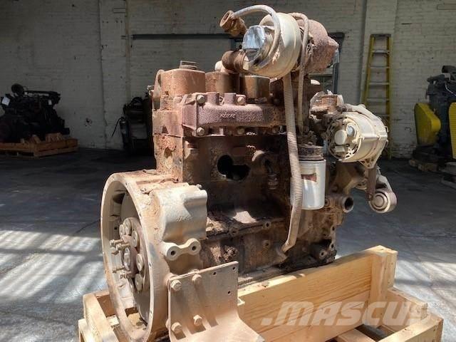 Cummins QSB4.5 发动机