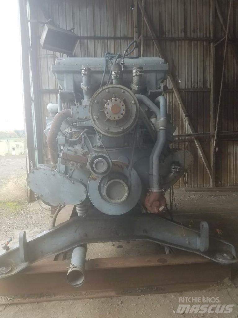 Cummins QSK60 发动机