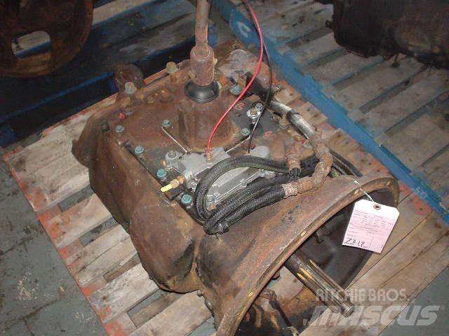 Fuller FRO15210C 传动装置