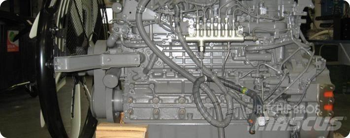 Hitachi ZX240 发动机