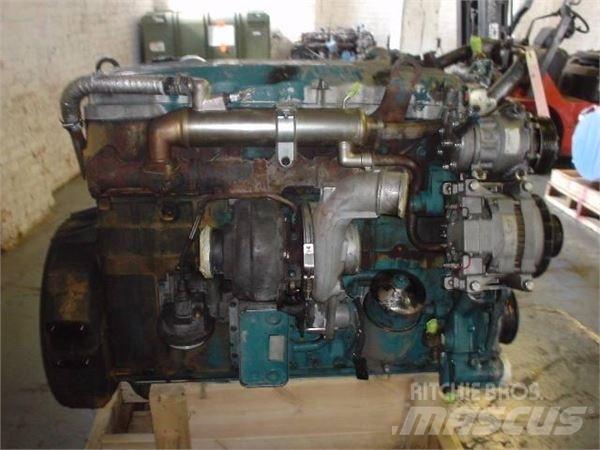 International DT 466E 发动机