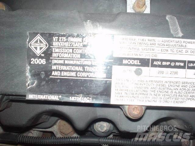 International VT275 发动机