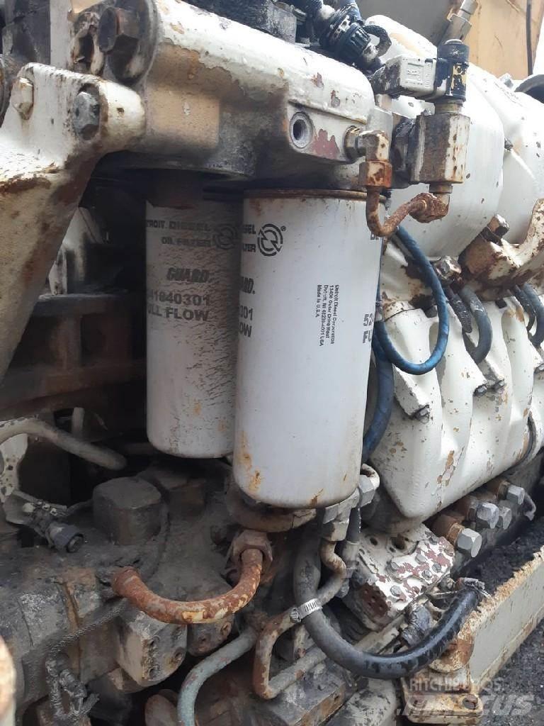 Komatsu 930E 发动机