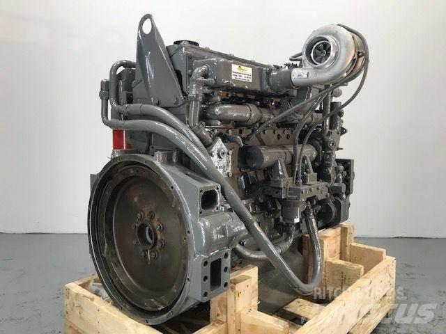 Komatsu M11-C 发动机