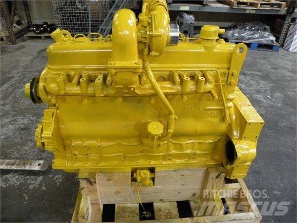 Komatsu SA6D105 发动机