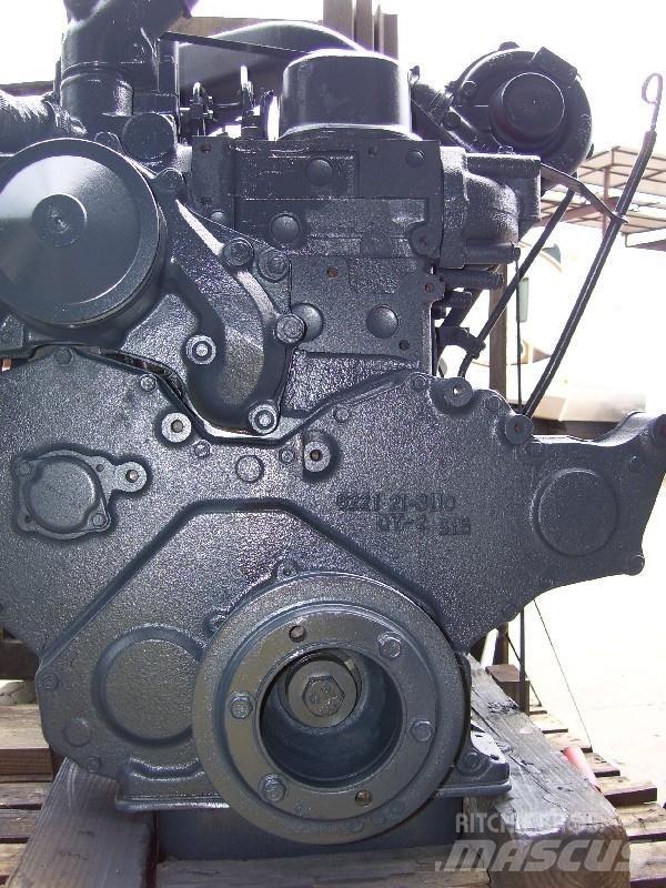 Komatsu SA6D108-1 发动机