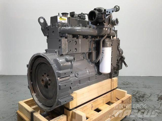 Komatsu SA6D114 发动机