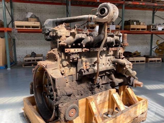 Komatsu SA6D125-2 发动机