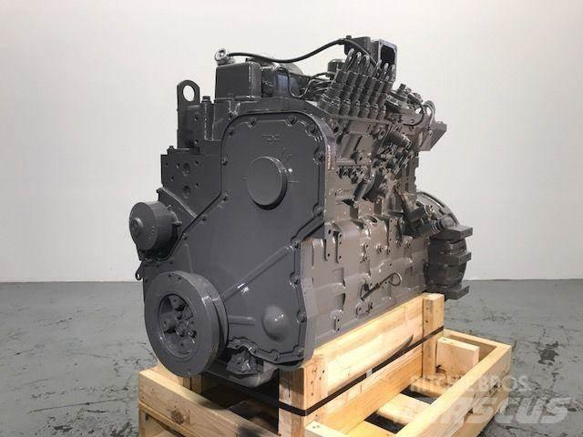 Komatsu SAA6D114 发动机