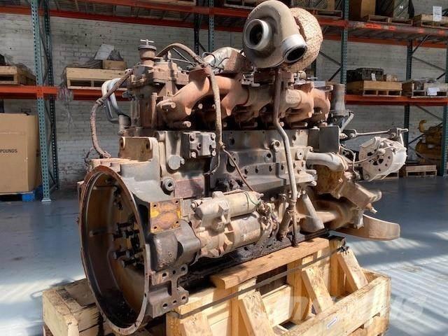 Komatsu SAA6D125E-2 发动机