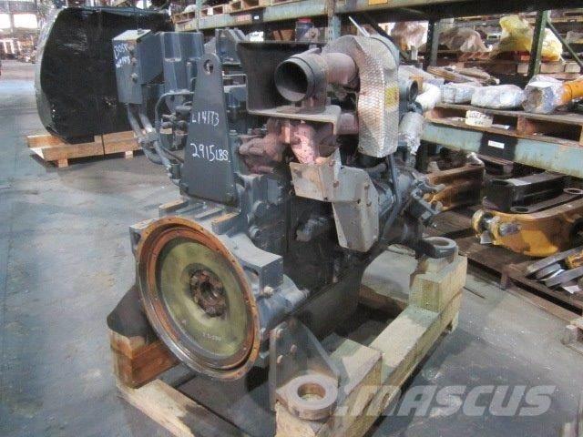 Komatsu SAA6D125E-5 发动机