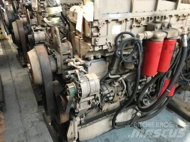 Komatsu SAA6D170E-3 发动机