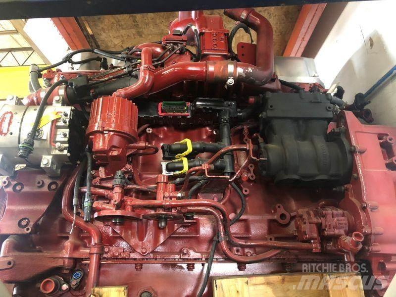 Mack MP7 发动机