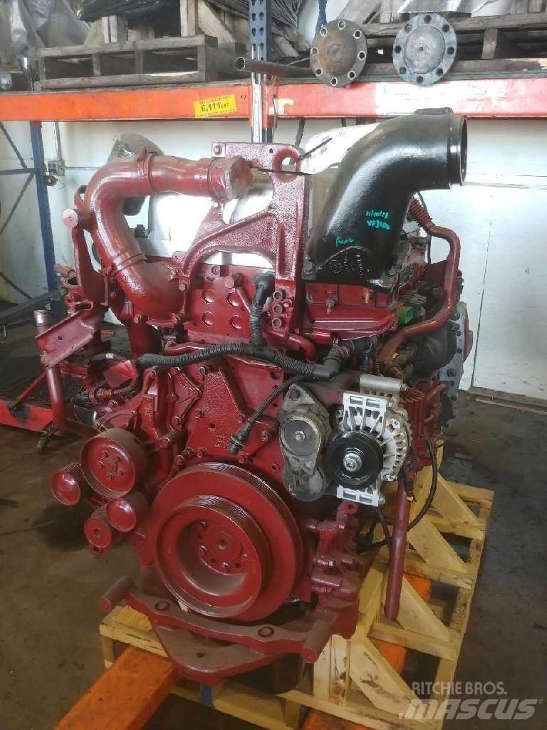 Mack MP8 发动机