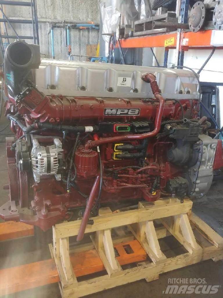 Mack MP8 发动机