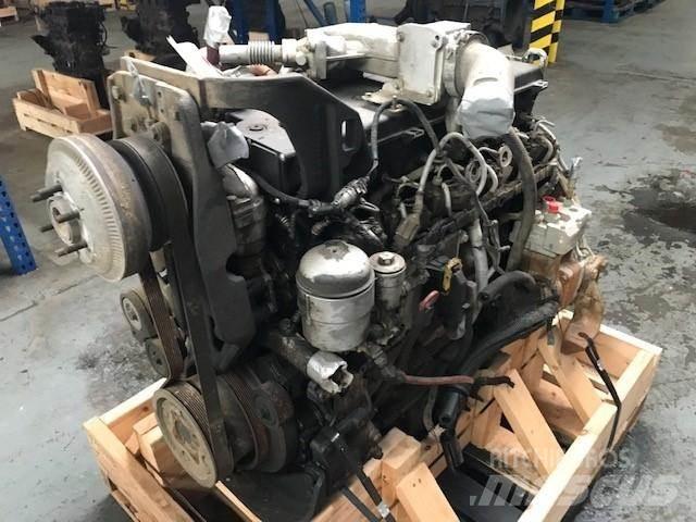 Mercedes-Benz OM906 发动机
