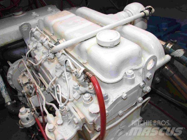 Perkins 4.236T 发动机