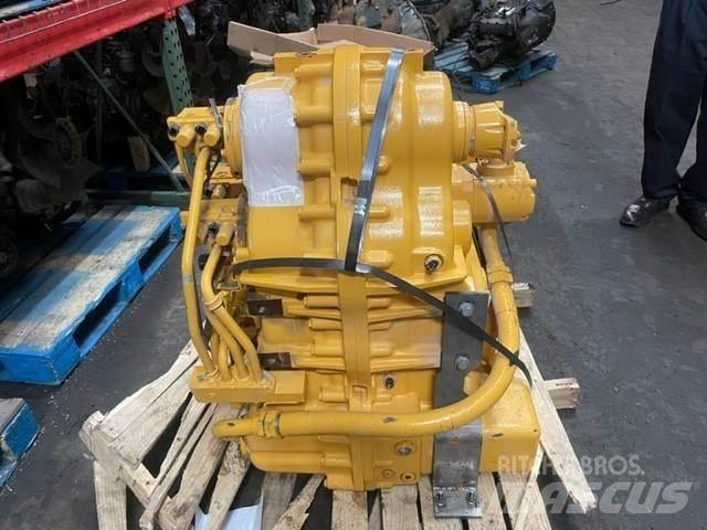 Volvo G990 传动装置