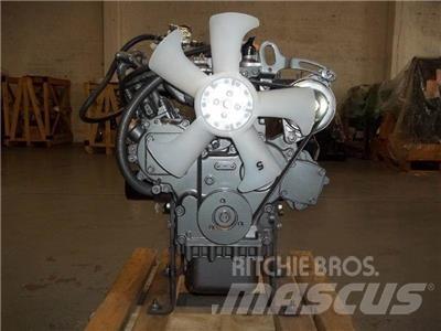Yanmar 3TNV82A-BDSA 发动机