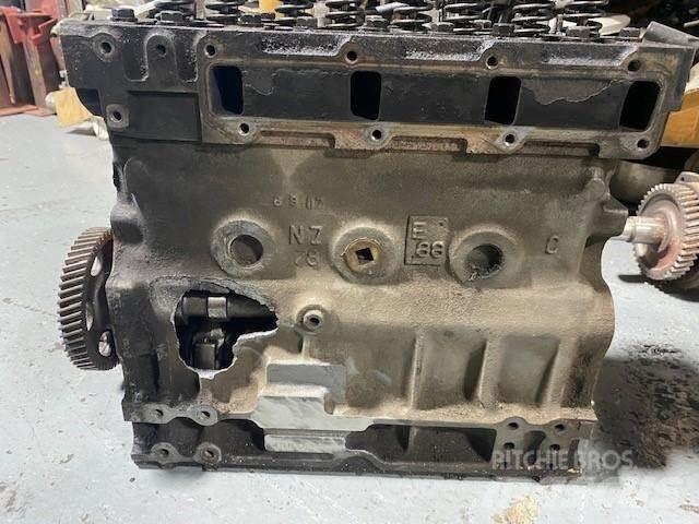 Yanmar 4TNE88 发动机