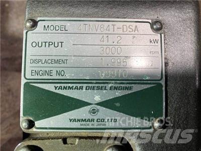 Yanmar 4TNV84T-DSA 发动机