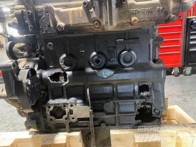 Yanmar 4TNV98 发动机