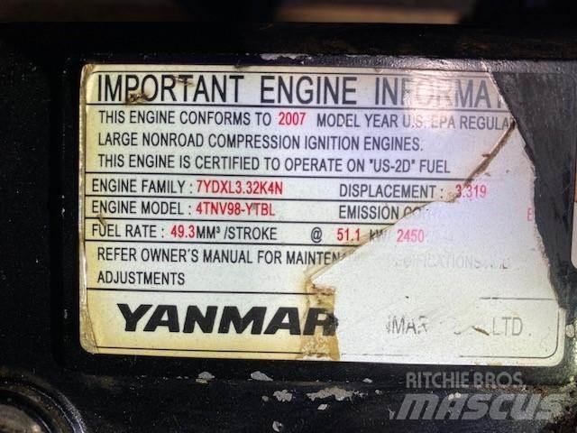 Yanmar 4TNV98-YTBL 发动机