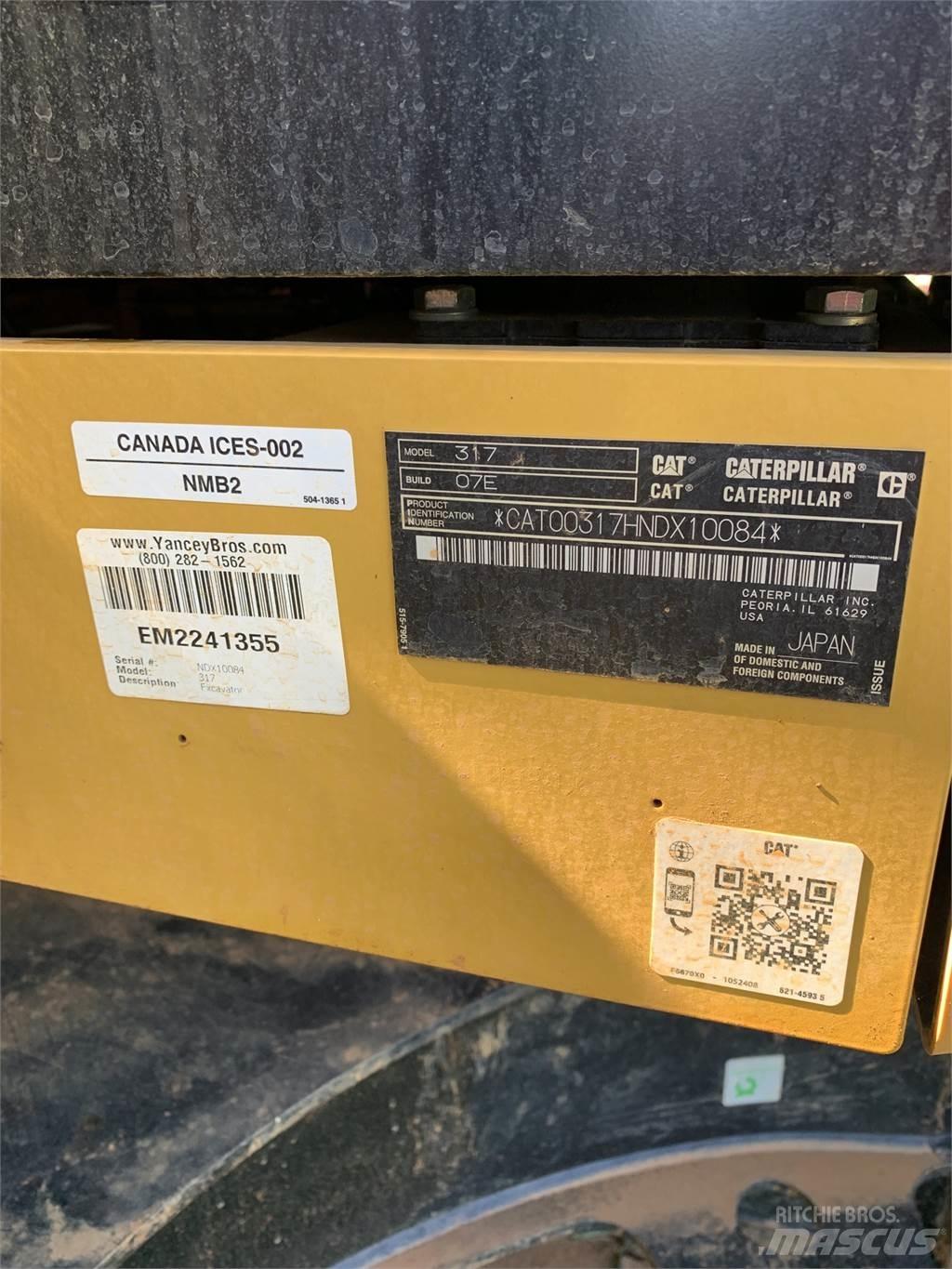 CAT 317 中型挖掘机