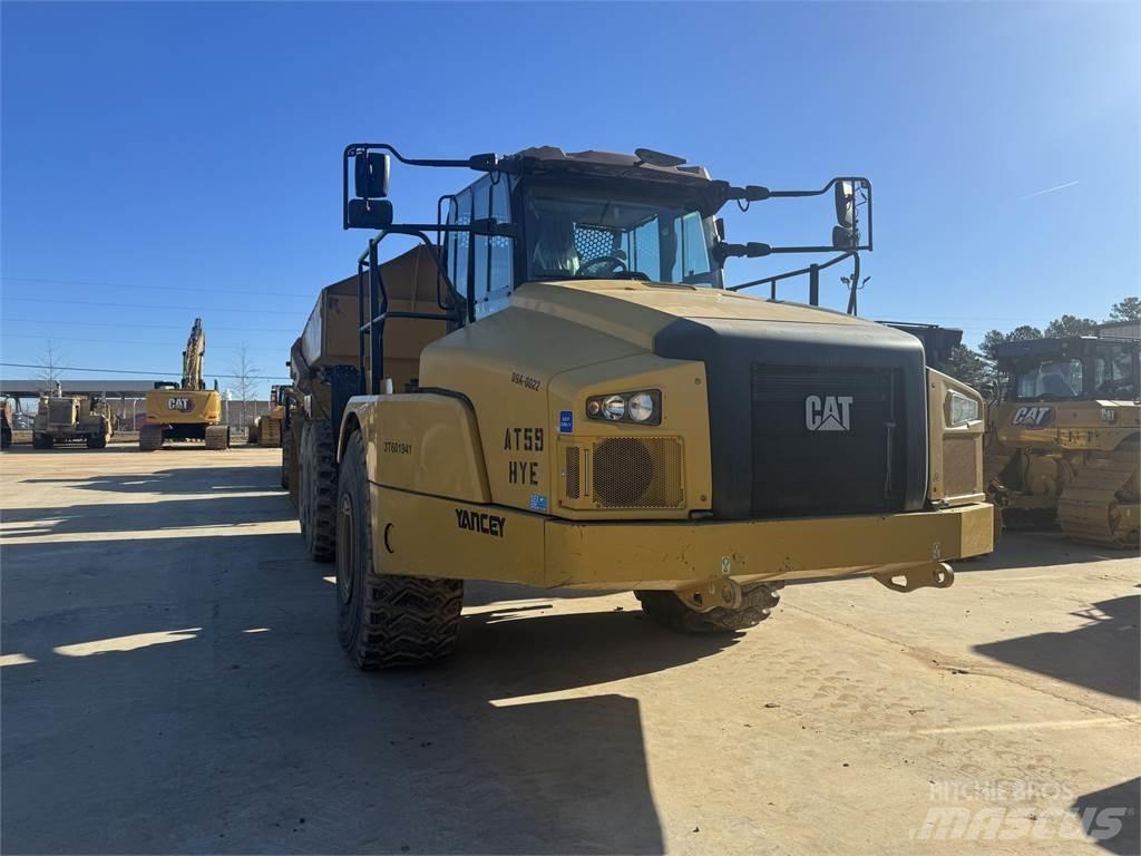 CAT 745 铰接式自卸车