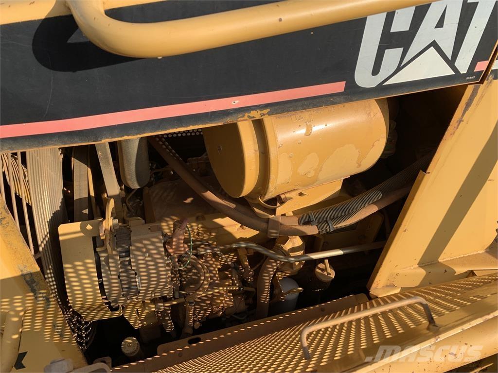 CAT D5M 建筑机械-其他