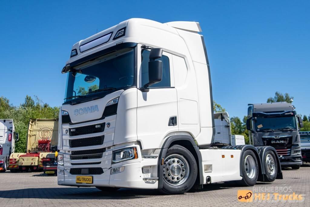 Scania R450 A6x2NB 牵引车