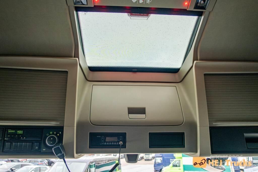 Volvo FH 500 6x2/2 牵引车