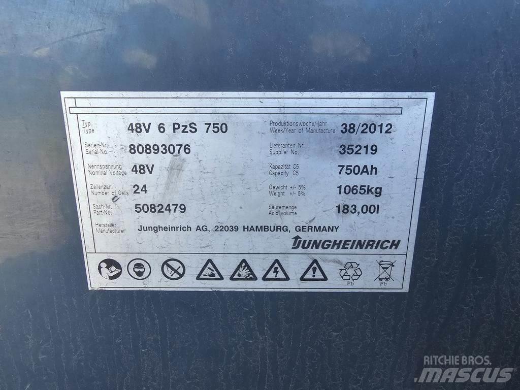 Jungheinrich EFG320 电动叉车