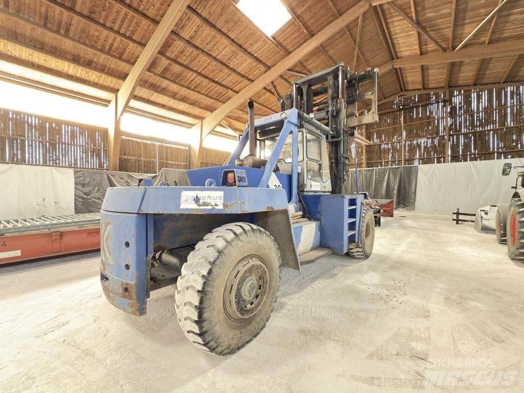 Kalmar DCD28-1200LB 柴油叉车