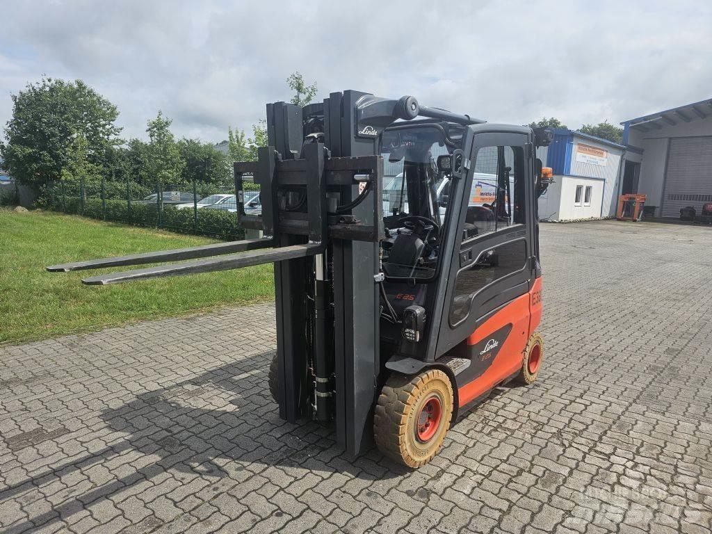 Linde E25-01 UVV 电动叉车