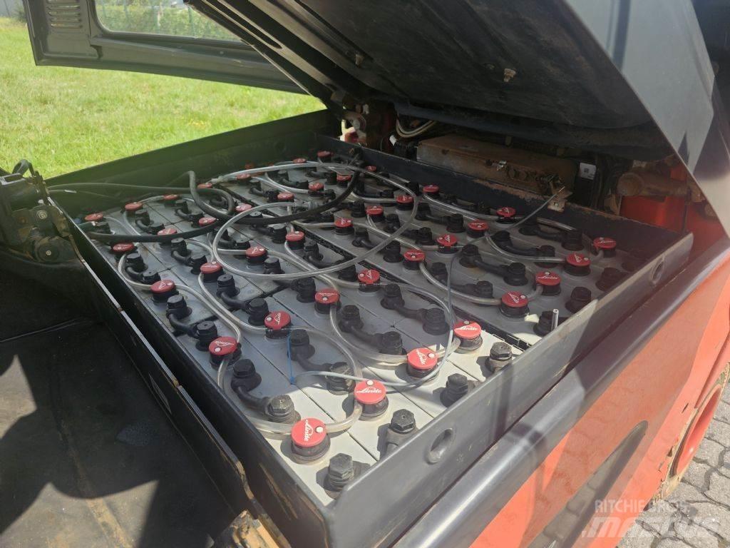 Linde E25-01 UVV 电动叉车
