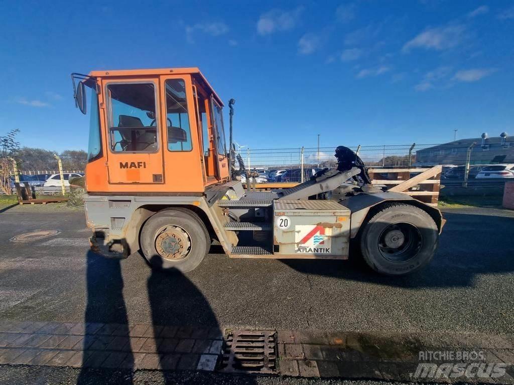 Mafi MT36 4x4DL 码头牵引车