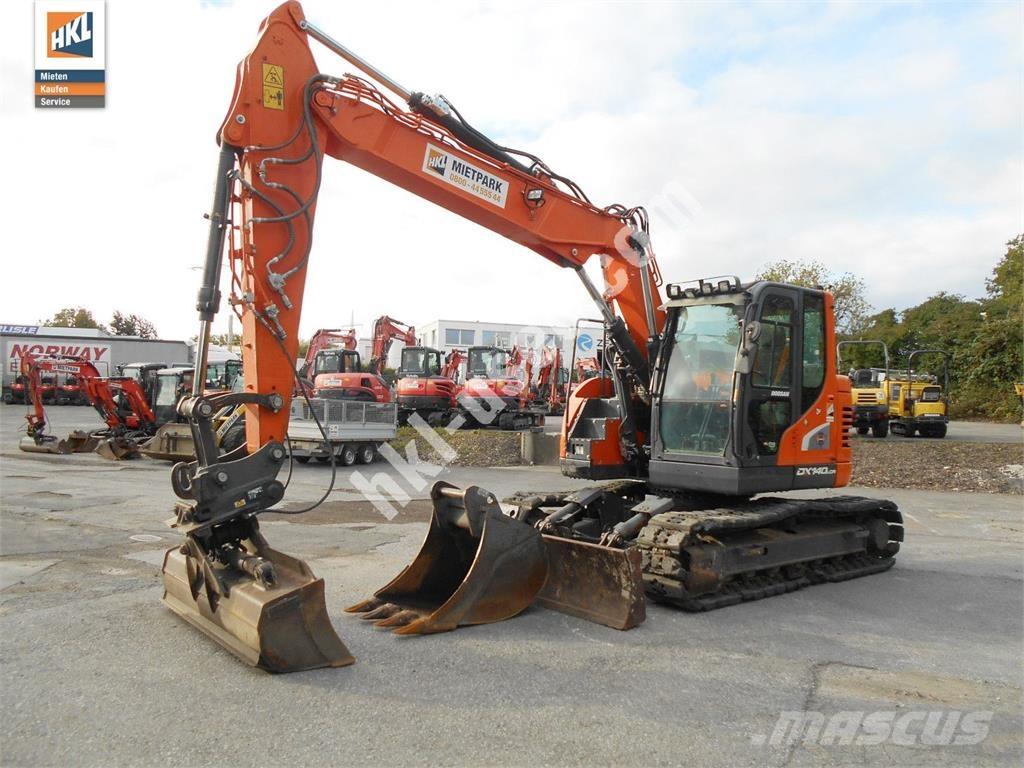Doosan DX 140 LCR-5 履带挖掘机