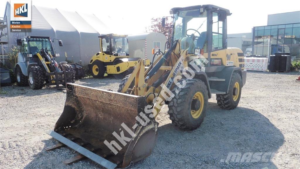 Yanmar V 80 轮式装载机