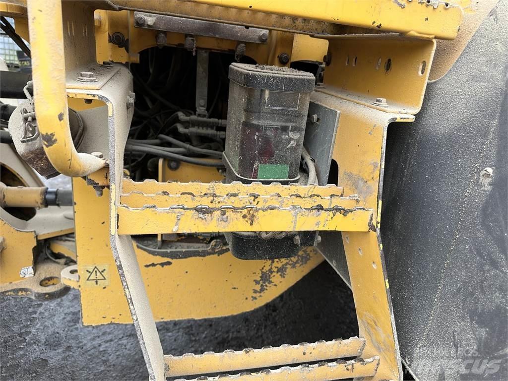 Volvo L110F 轮式装载机