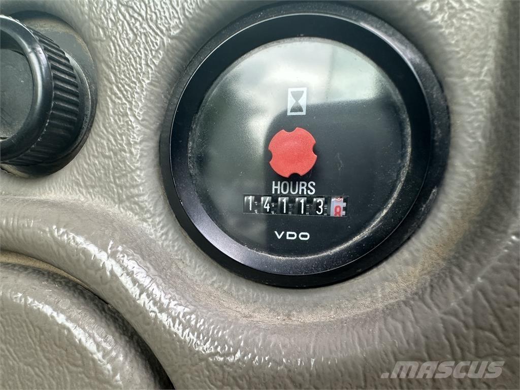 Volvo L120F 轮式装载机