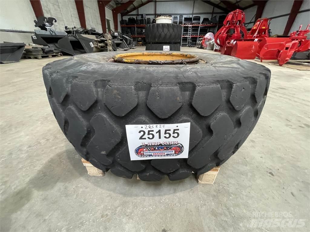  20.5xR25 Dæk på fælg 轮胎、车轮和轮圈