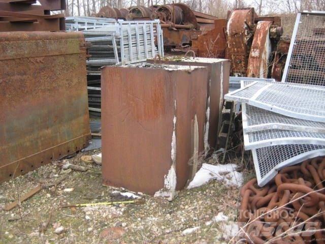  Ballastvægte 4 stk. - 2300 kg 起重机配件设备