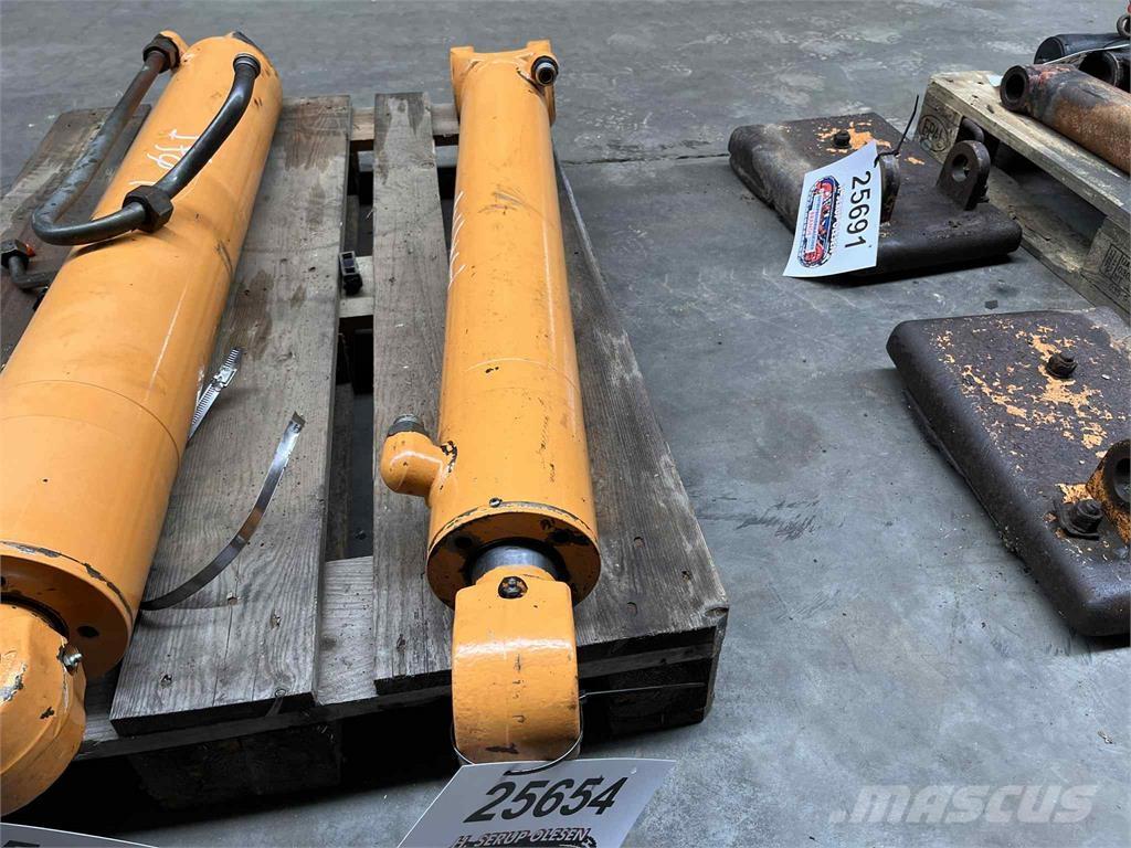 CASE 695SR armcylinder 液压