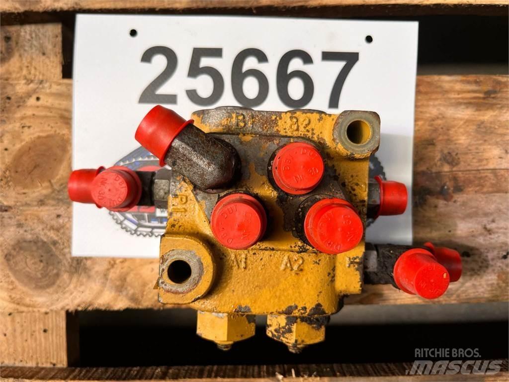 CAT 323D ventil GP 液压