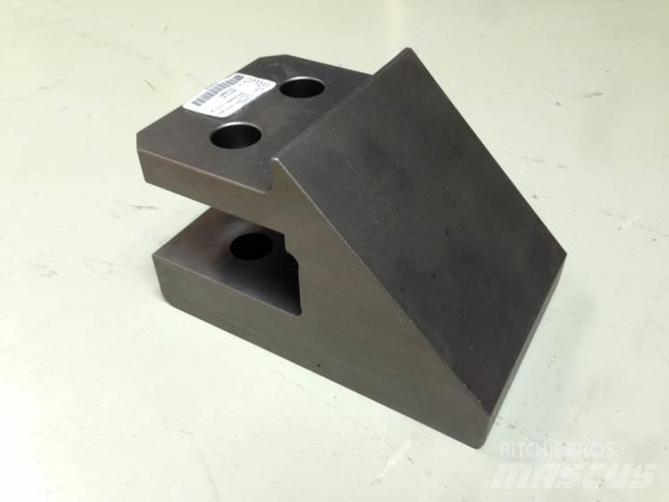 Daemo DMC210B Tand 破碎钳