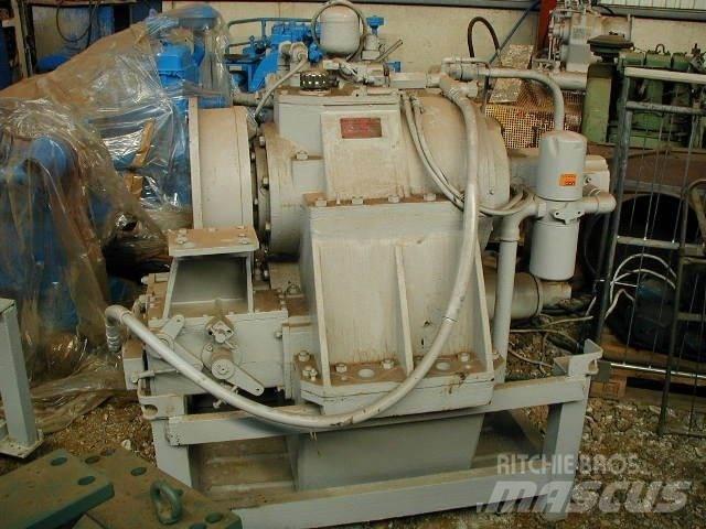 Fjeldhammer FMV 385F-HC 变速器